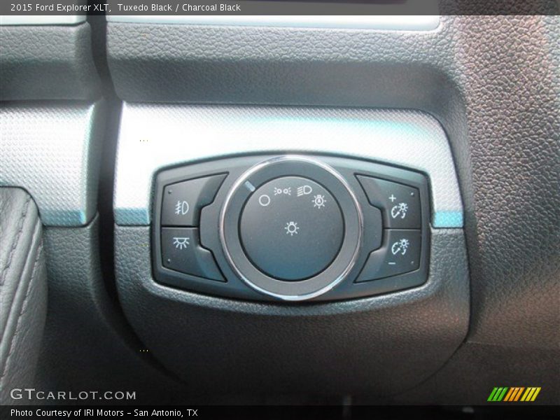 Tuxedo Black / Charcoal Black 2015 Ford Explorer XLT