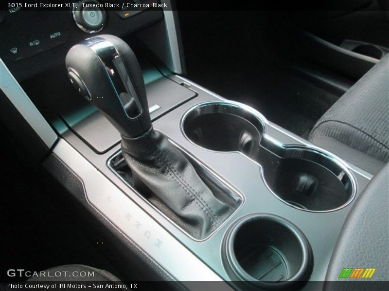 Tuxedo Black / Charcoal Black 2015 Ford Explorer XLT