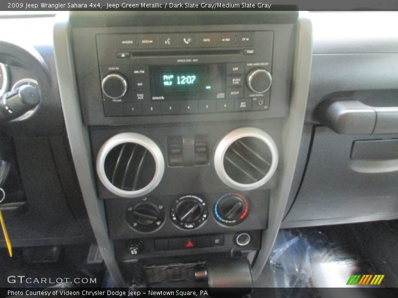 Jeep Green Metallic / Dark Slate Gray/Medium Slate Gray 2009 Jeep Wrangler Sahara 4x4