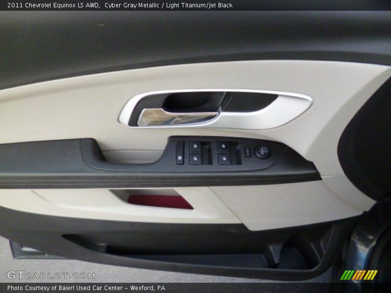 Cyber Gray Metallic / Light Titanium/Jet Black 2011 Chevrolet Equinox LS AWD
