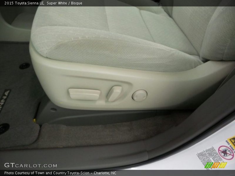 Super White / Bisque 2015 Toyota Sienna LE