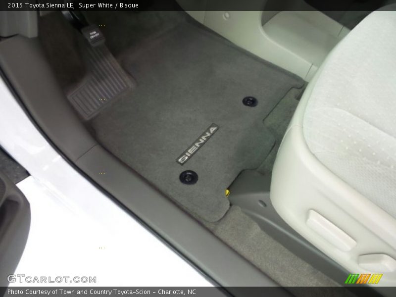 Super White / Bisque 2015 Toyota Sienna LE