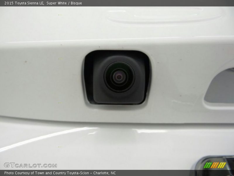 Super White / Bisque 2015 Toyota Sienna LE