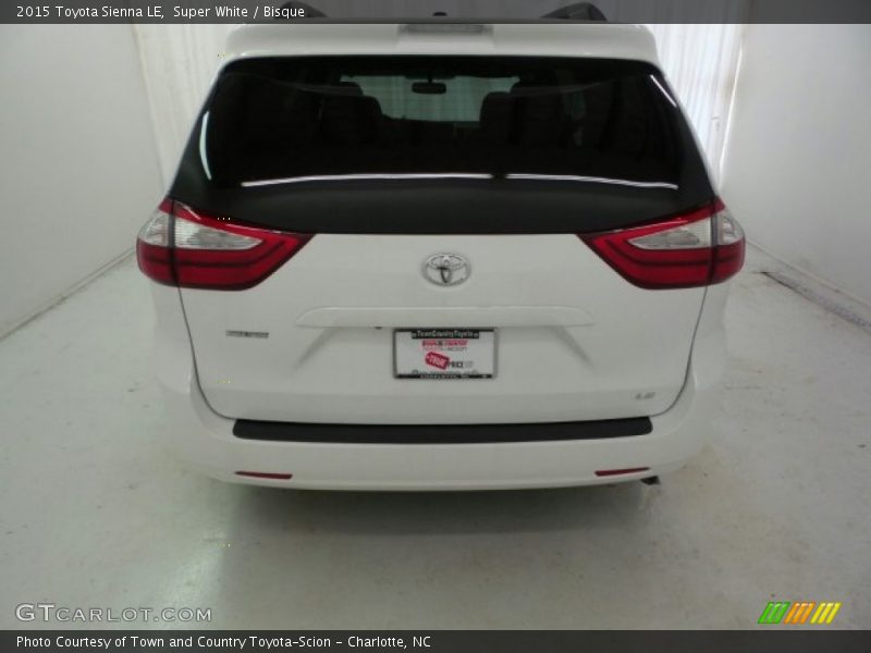 Super White / Bisque 2015 Toyota Sienna LE