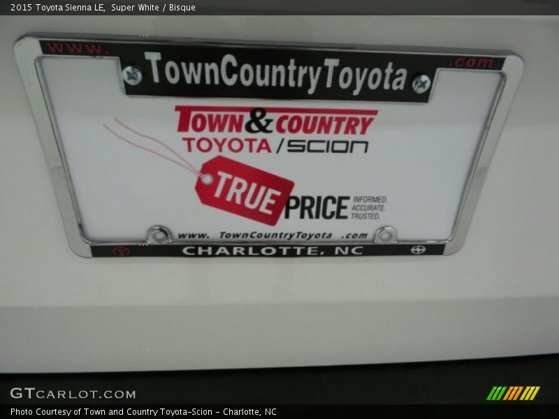 Super White / Bisque 2015 Toyota Sienna LE