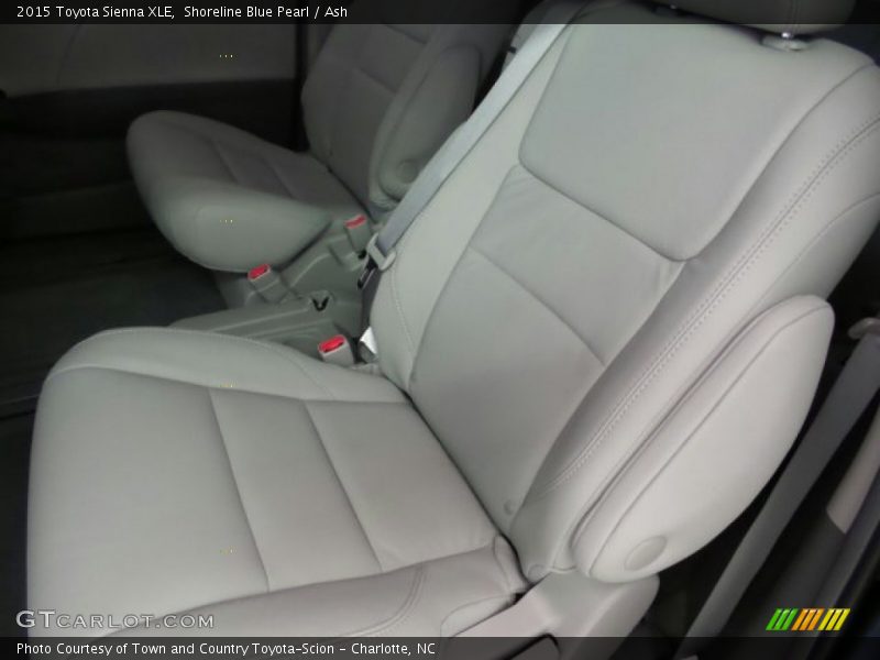 Shoreline Blue Pearl / Ash 2015 Toyota Sienna XLE