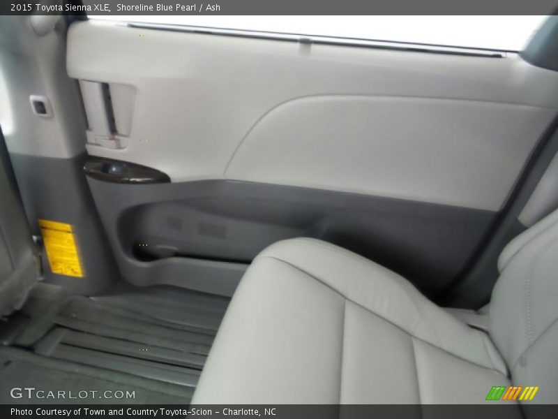 Shoreline Blue Pearl / Ash 2015 Toyota Sienna XLE