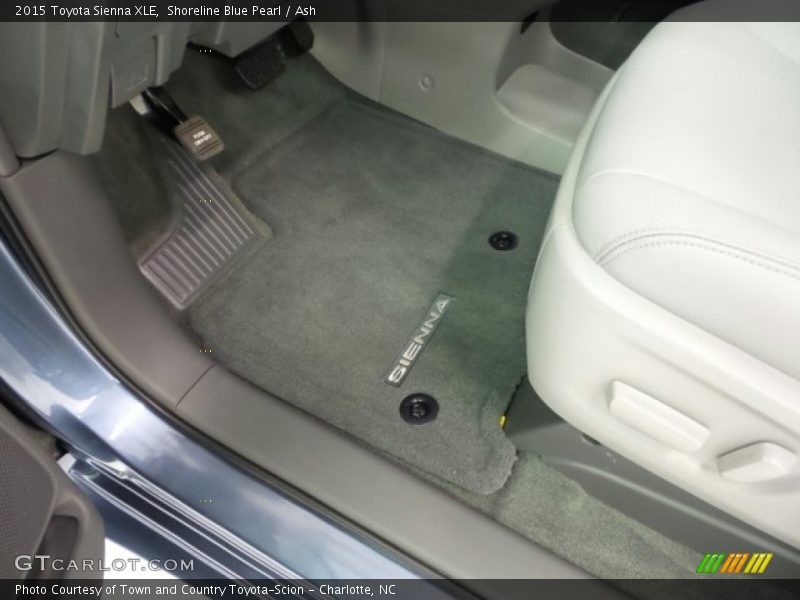 Shoreline Blue Pearl / Ash 2015 Toyota Sienna XLE