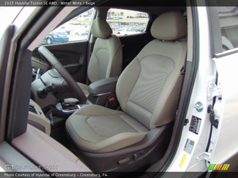 Winter White / Beige 2015 Hyundai Tucson SE AWD
