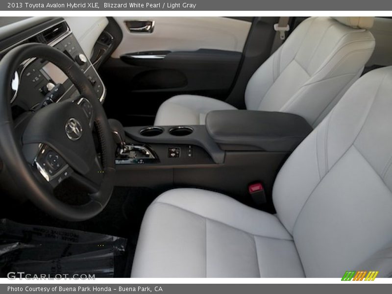 Blizzard White Pearl / Light Gray 2013 Toyota Avalon Hybrid XLE