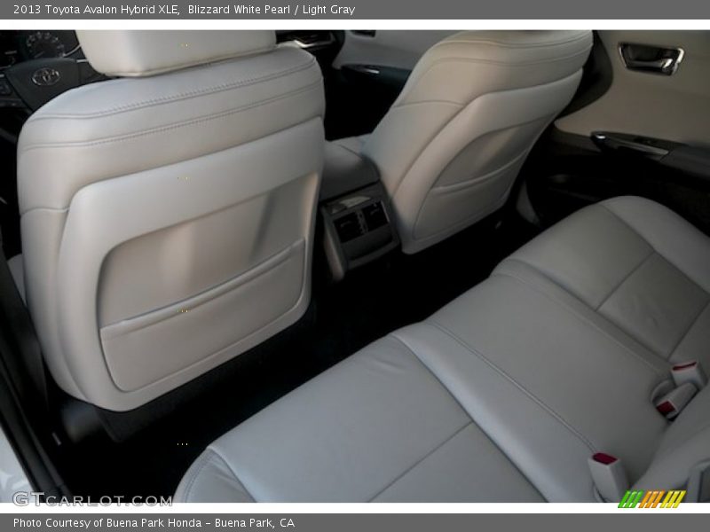 Blizzard White Pearl / Light Gray 2013 Toyota Avalon Hybrid XLE