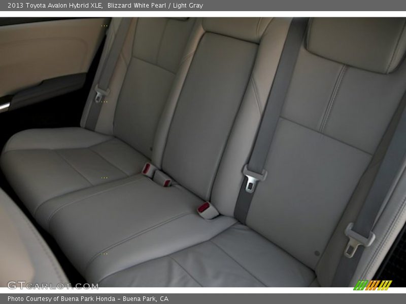 Blizzard White Pearl / Light Gray 2013 Toyota Avalon Hybrid XLE