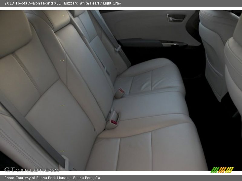 Blizzard White Pearl / Light Gray 2013 Toyota Avalon Hybrid XLE