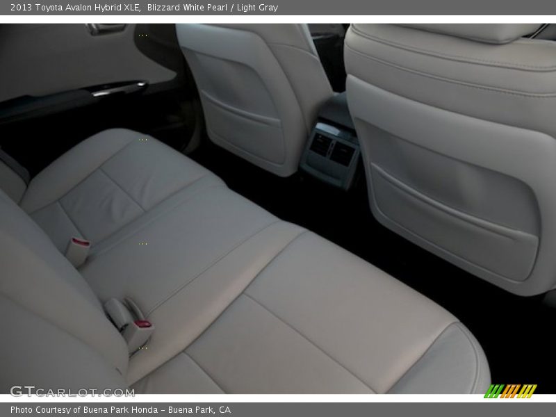 Blizzard White Pearl / Light Gray 2013 Toyota Avalon Hybrid XLE