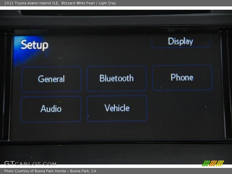 Blizzard White Pearl / Light Gray 2013 Toyota Avalon Hybrid XLE