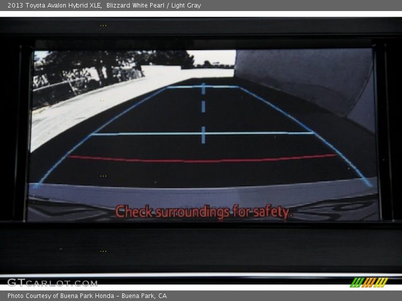 Blizzard White Pearl / Light Gray 2013 Toyota Avalon Hybrid XLE