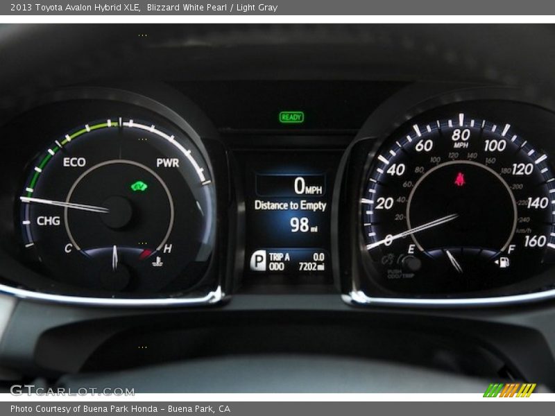 Blizzard White Pearl / Light Gray 2013 Toyota Avalon Hybrid XLE