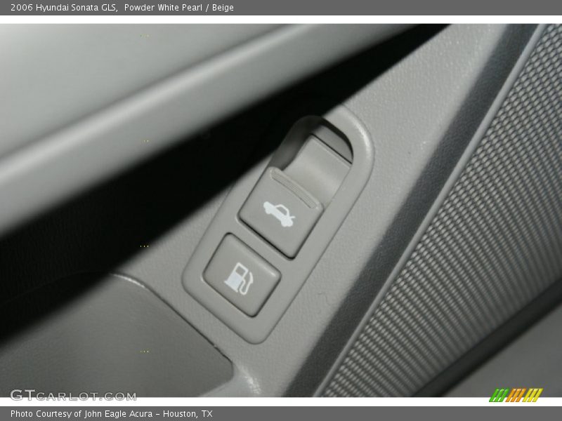 Powder White Pearl / Beige 2006 Hyundai Sonata GLS