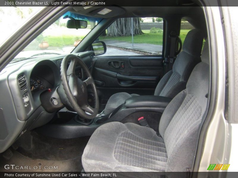 Light Pewter Metallic / Graphite 2001 Chevrolet Blazer LS