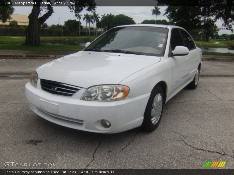 White / Gray 2002 Kia Spectra LS Sedan