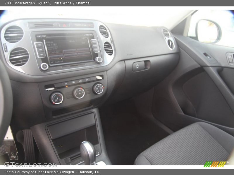 Pure White / Charcoal 2015 Volkswagen Tiguan S