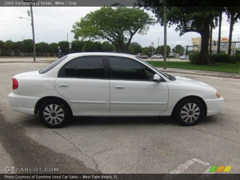 White / Gray 2002 Kia Spectra LS Sedan