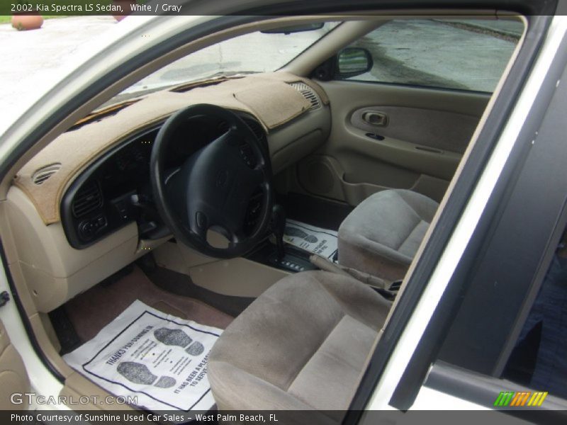  2002 Spectra LS Sedan Gray Interior