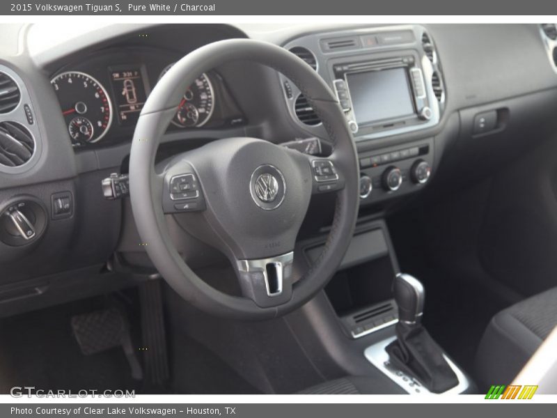 Pure White / Charcoal 2015 Volkswagen Tiguan S