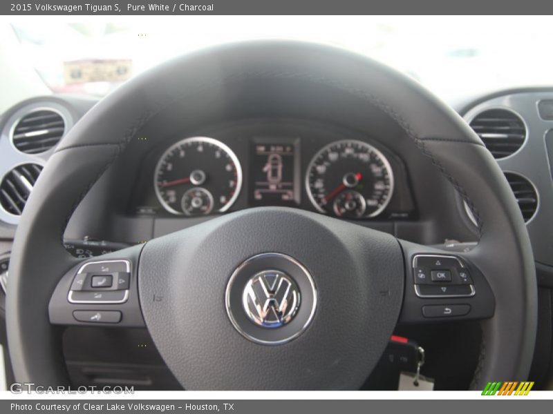 Pure White / Charcoal 2015 Volkswagen Tiguan S