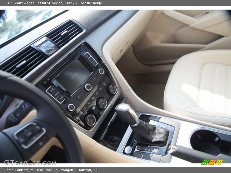Black / Cornsilk Beige 2015 Volkswagen Passat SE Sedan
