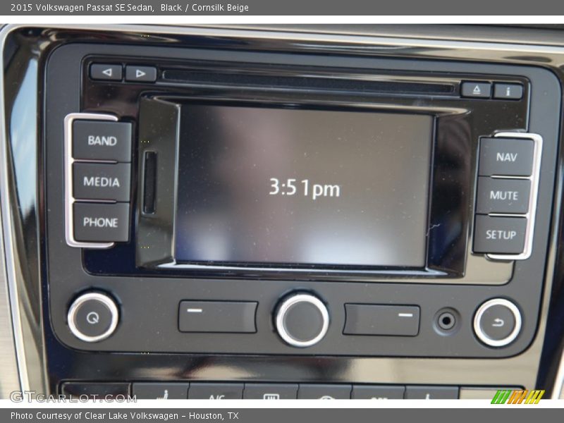 Black / Cornsilk Beige 2015 Volkswagen Passat SE Sedan