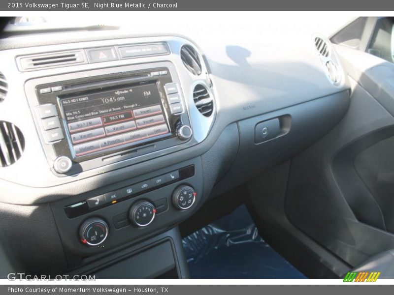 Night Blue Metallic / Charcoal 2015 Volkswagen Tiguan SE