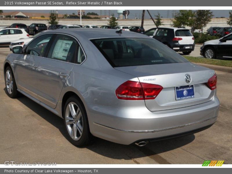 Reflex Silver Metallic / Titan Black 2015 Volkswagen Passat SE Sedan