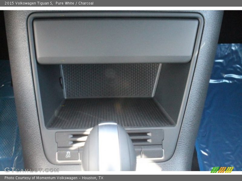 Pure White / Charcoal 2015 Volkswagen Tiguan S