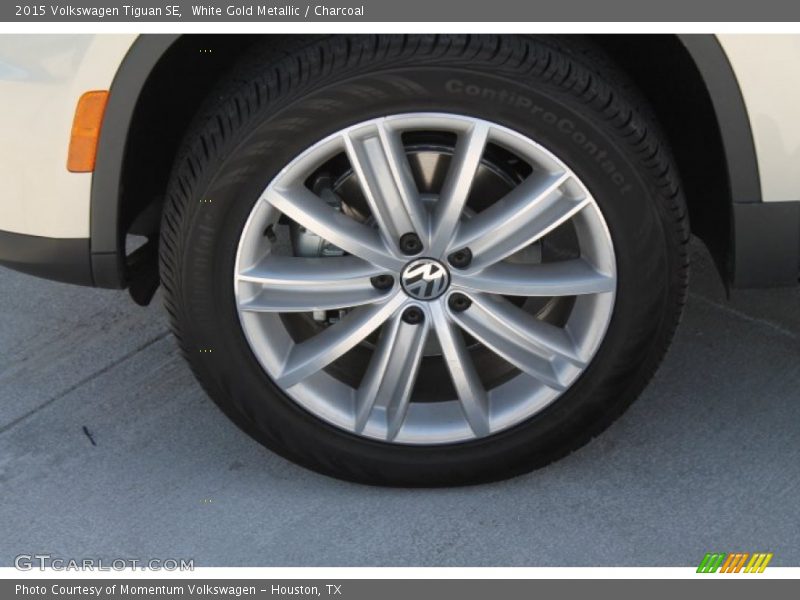 White Gold Metallic / Charcoal 2015 Volkswagen Tiguan SE