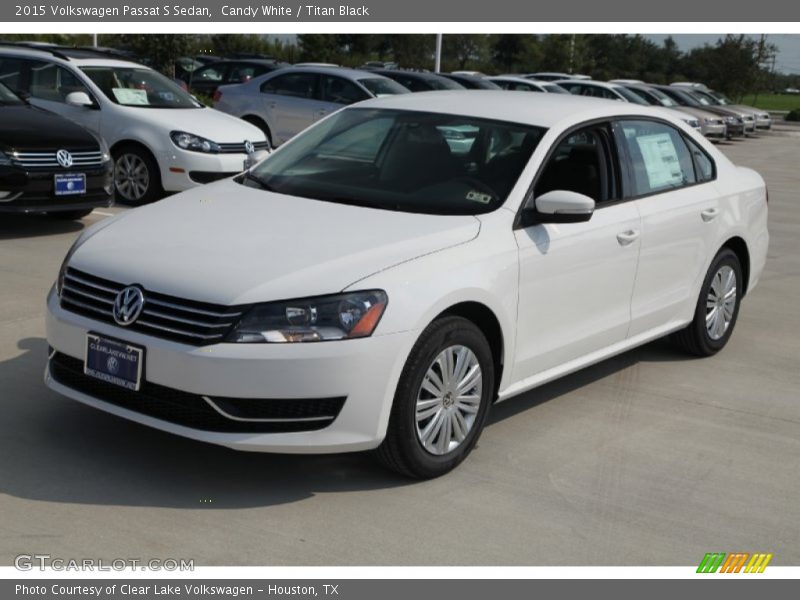 Candy White / Titan Black 2015 Volkswagen Passat S Sedan