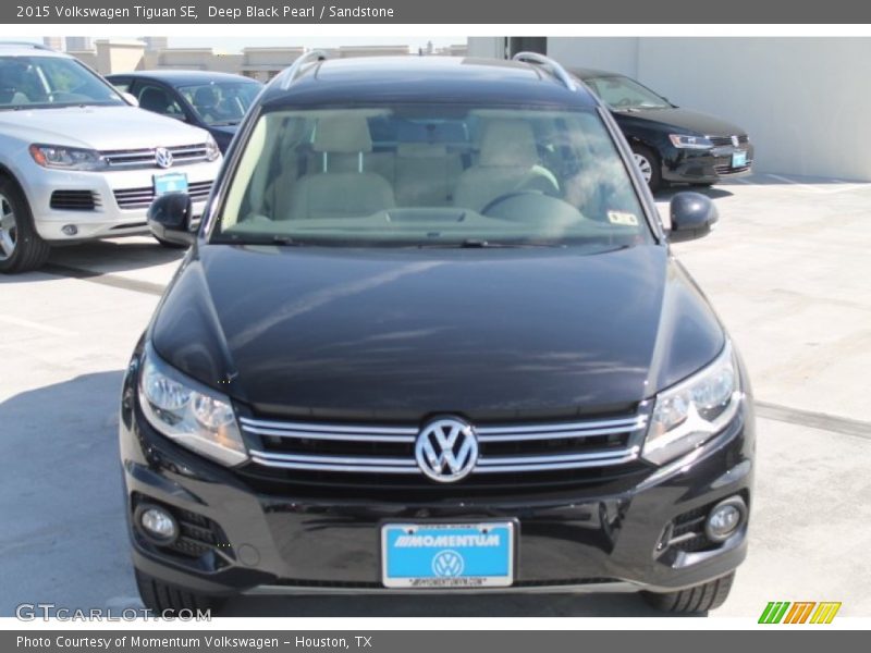 Deep Black Pearl / Sandstone 2015 Volkswagen Tiguan SE