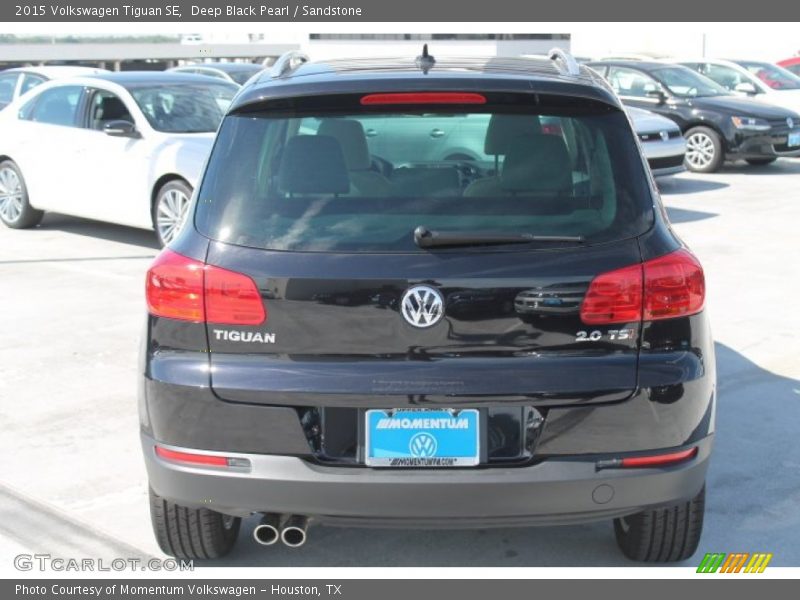 Deep Black Pearl / Sandstone 2015 Volkswagen Tiguan SE