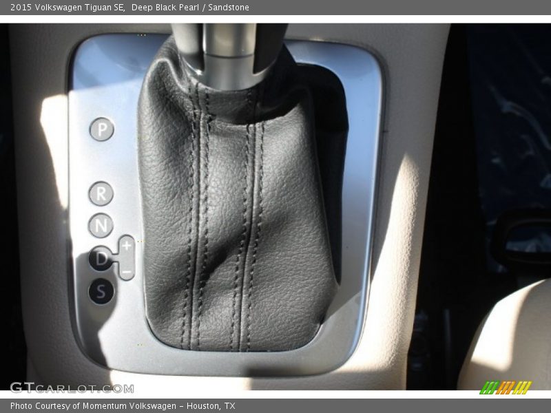 Deep Black Pearl / Sandstone 2015 Volkswagen Tiguan SE