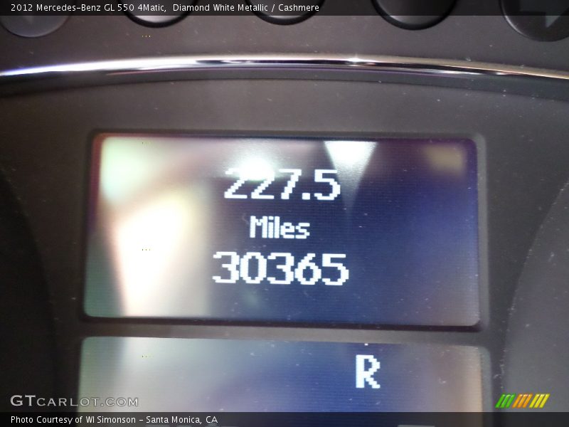 Diamond White Metallic / Cashmere 2012 Mercedes-Benz GL 550 4Matic