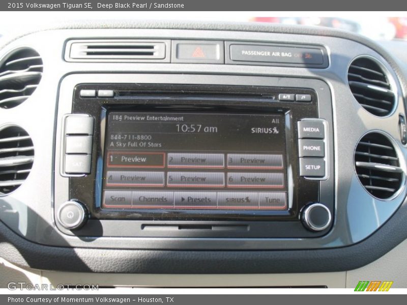 Deep Black Pearl / Sandstone 2015 Volkswagen Tiguan SE