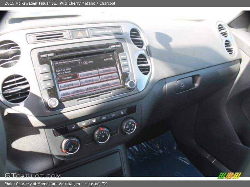 Wild Cherry Metallic / Charcoal 2015 Volkswagen Tiguan SE