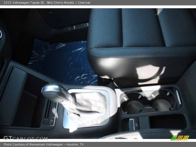 Wild Cherry Metallic / Charcoal 2015 Volkswagen Tiguan SE