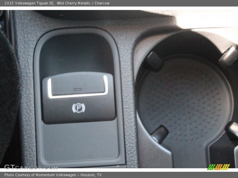 Wild Cherry Metallic / Charcoal 2015 Volkswagen Tiguan SE