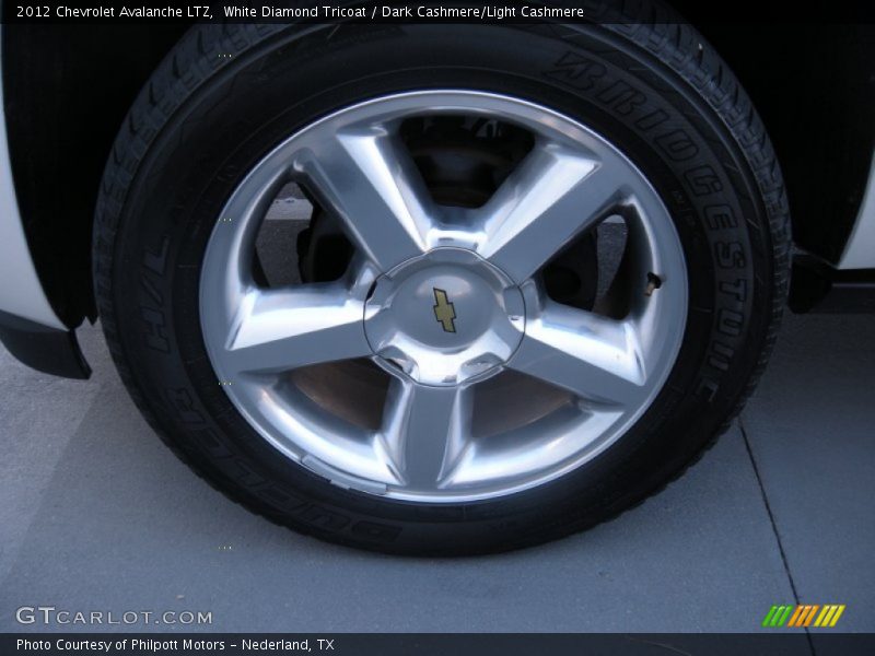 White Diamond Tricoat / Dark Cashmere/Light Cashmere 2012 Chevrolet Avalanche LTZ