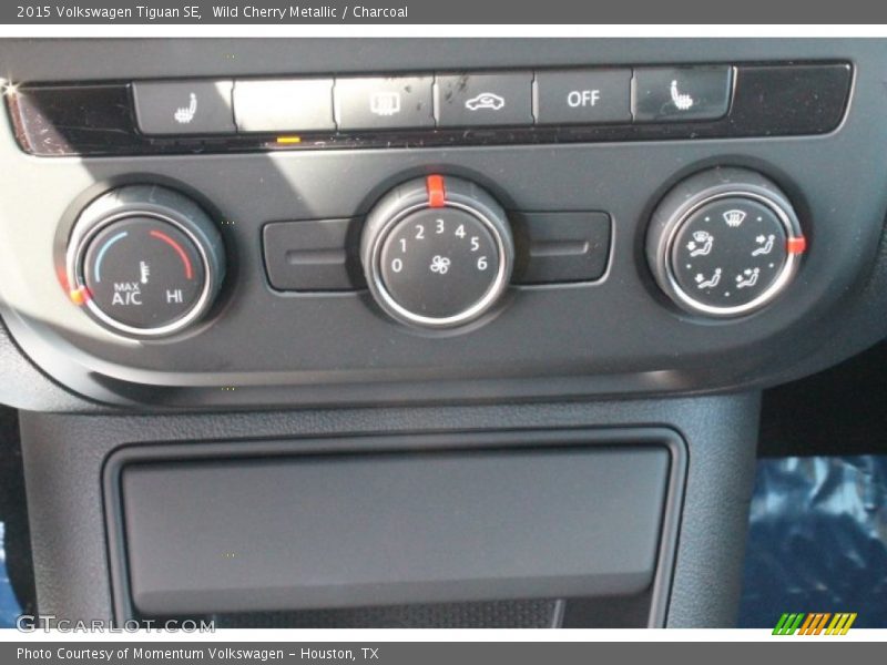Controls of 2015 Tiguan SE