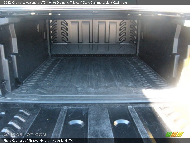 White Diamond Tricoat / Dark Cashmere/Light Cashmere 2012 Chevrolet Avalanche LTZ