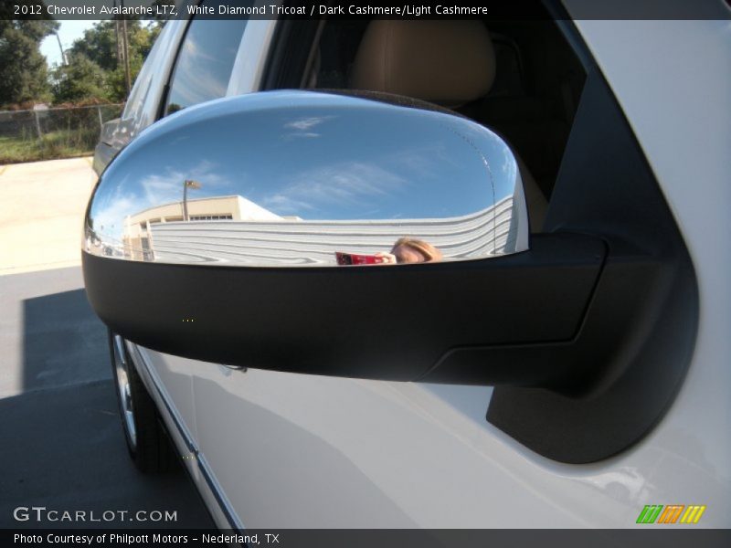 White Diamond Tricoat / Dark Cashmere/Light Cashmere 2012 Chevrolet Avalanche LTZ