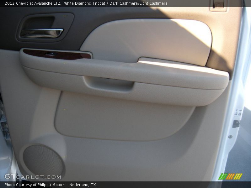 White Diamond Tricoat / Dark Cashmere/Light Cashmere 2012 Chevrolet Avalanche LTZ