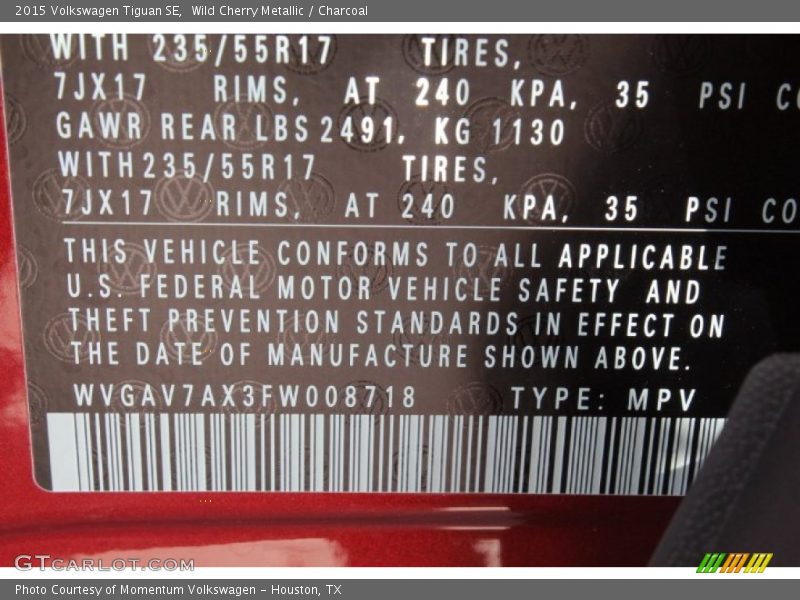 Wild Cherry Metallic / Charcoal 2015 Volkswagen Tiguan SE
